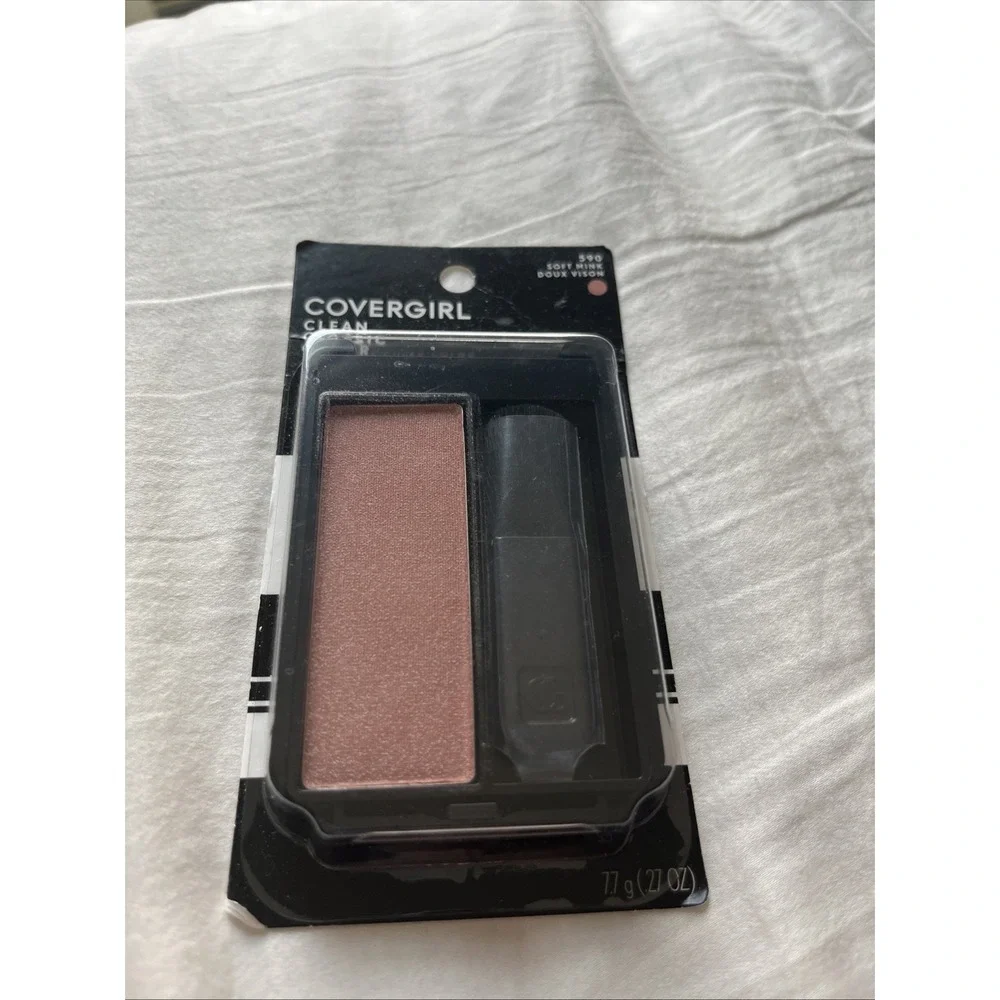 COVERGIRL Clean Classic Color Blush Soft Mink 590 | Long-Lasting Natural Glow